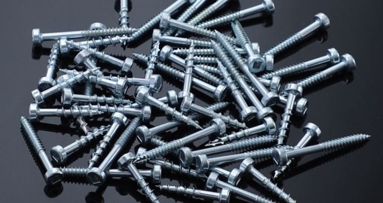Industrial Screws Manufactured by Stud Bolt India