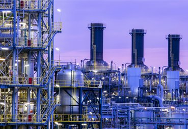Hastelloy Stud Bolts in Petrochemical Plants